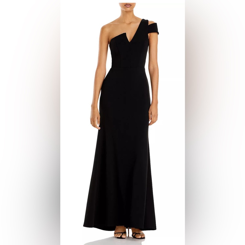 AQUA formal one shoulder gown US size 6!